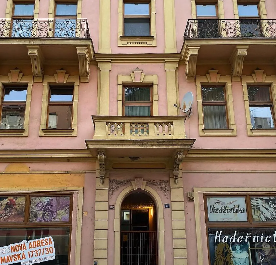 Lilly Apartments Karlovy Vary 0*,